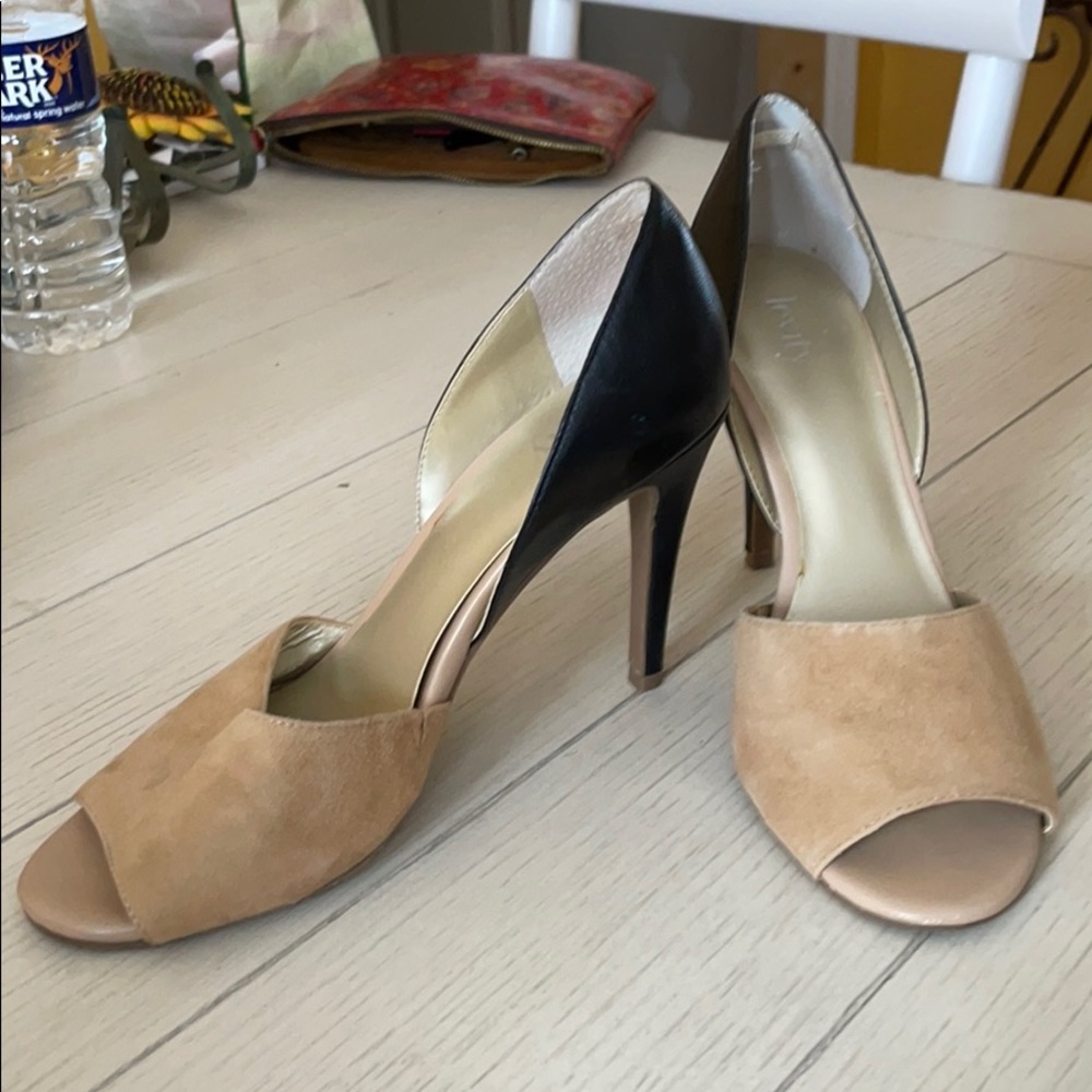 LEVITY TWO TONE OPEN TOE SHOE